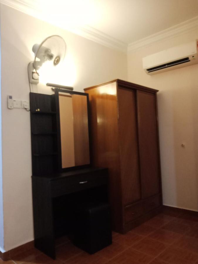 Glory Beach Resort Private Penthouse 포트딕슨 외부 사진
