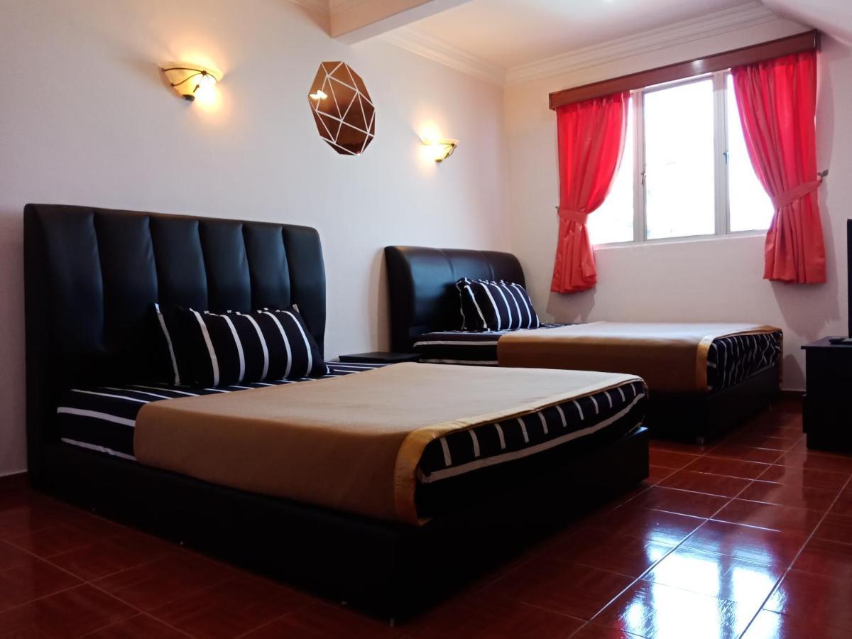 Glory Beach Resort Private Penthouse 포트딕슨 외부 사진