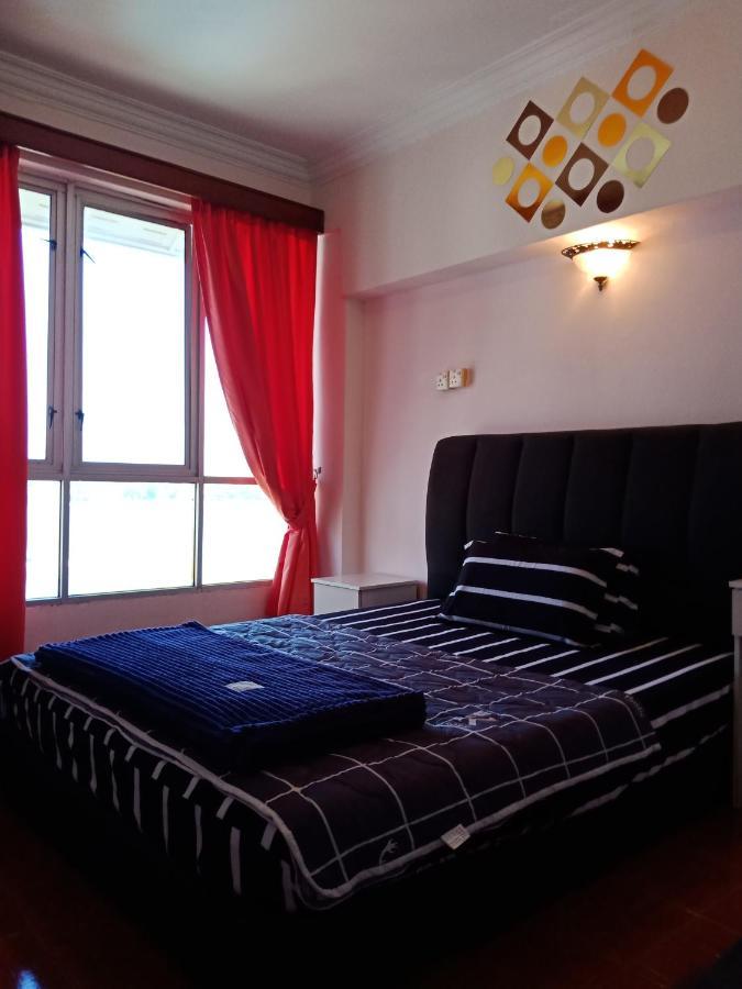 Glory Beach Resort Private Penthouse 포트딕슨 외부 사진