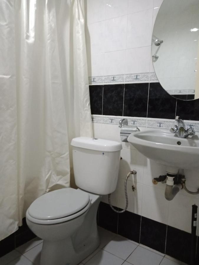 Glory Beach Resort Private Penthouse 포트딕슨 외부 사진