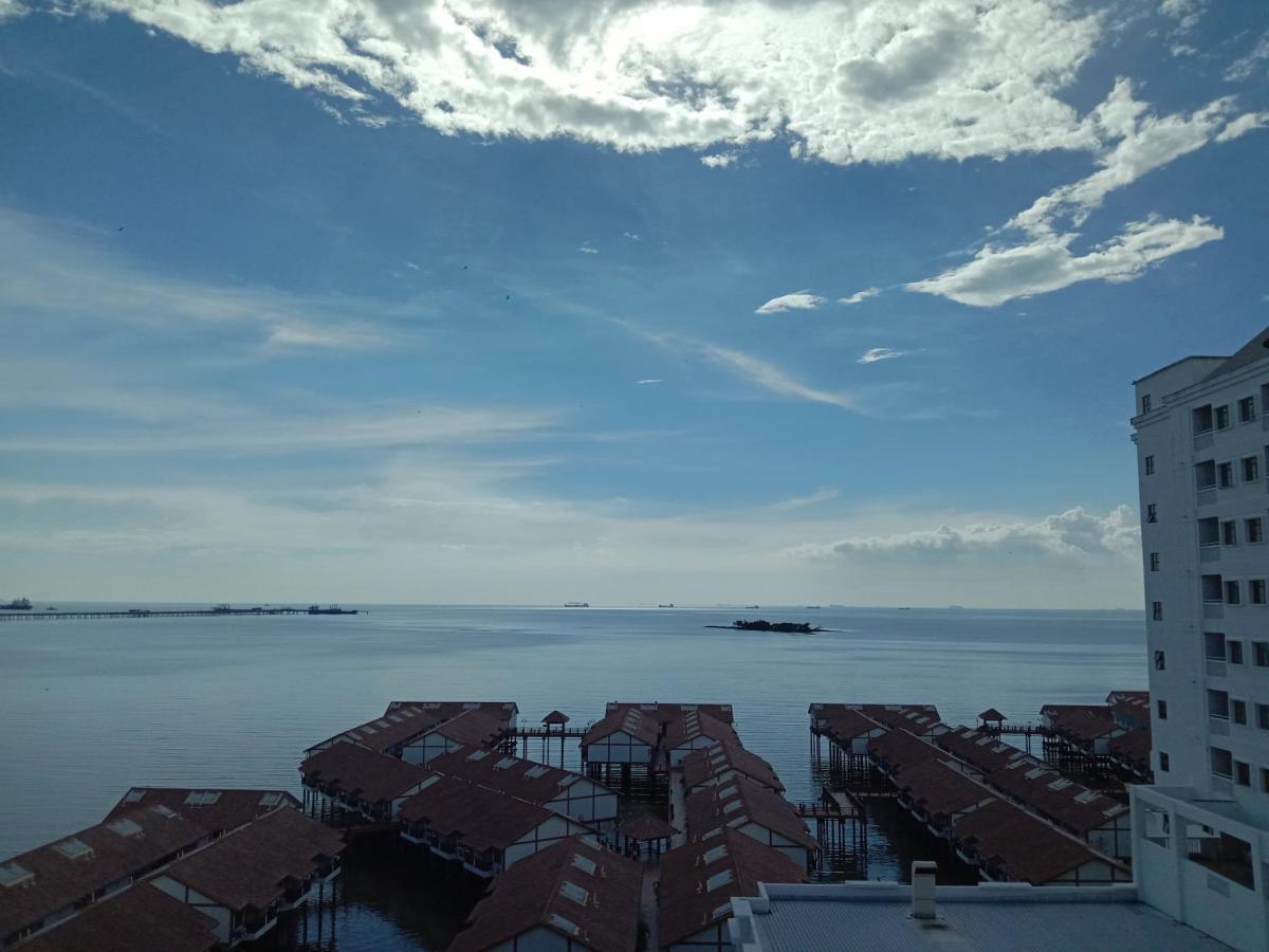 Glory Beach Resort Private Penthouse 포트딕슨 외부 사진