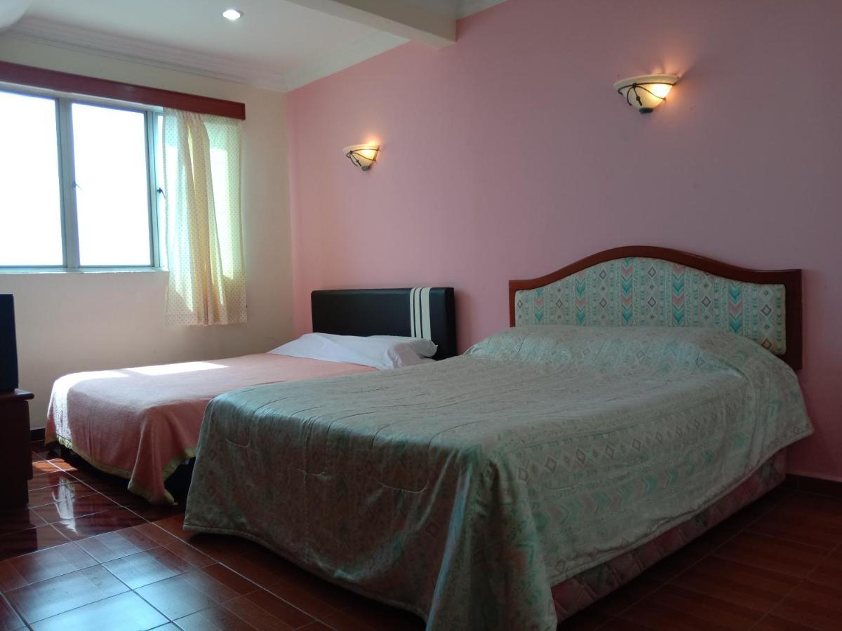 Glory Beach Resort Private Penthouse 포트딕슨 외부 사진