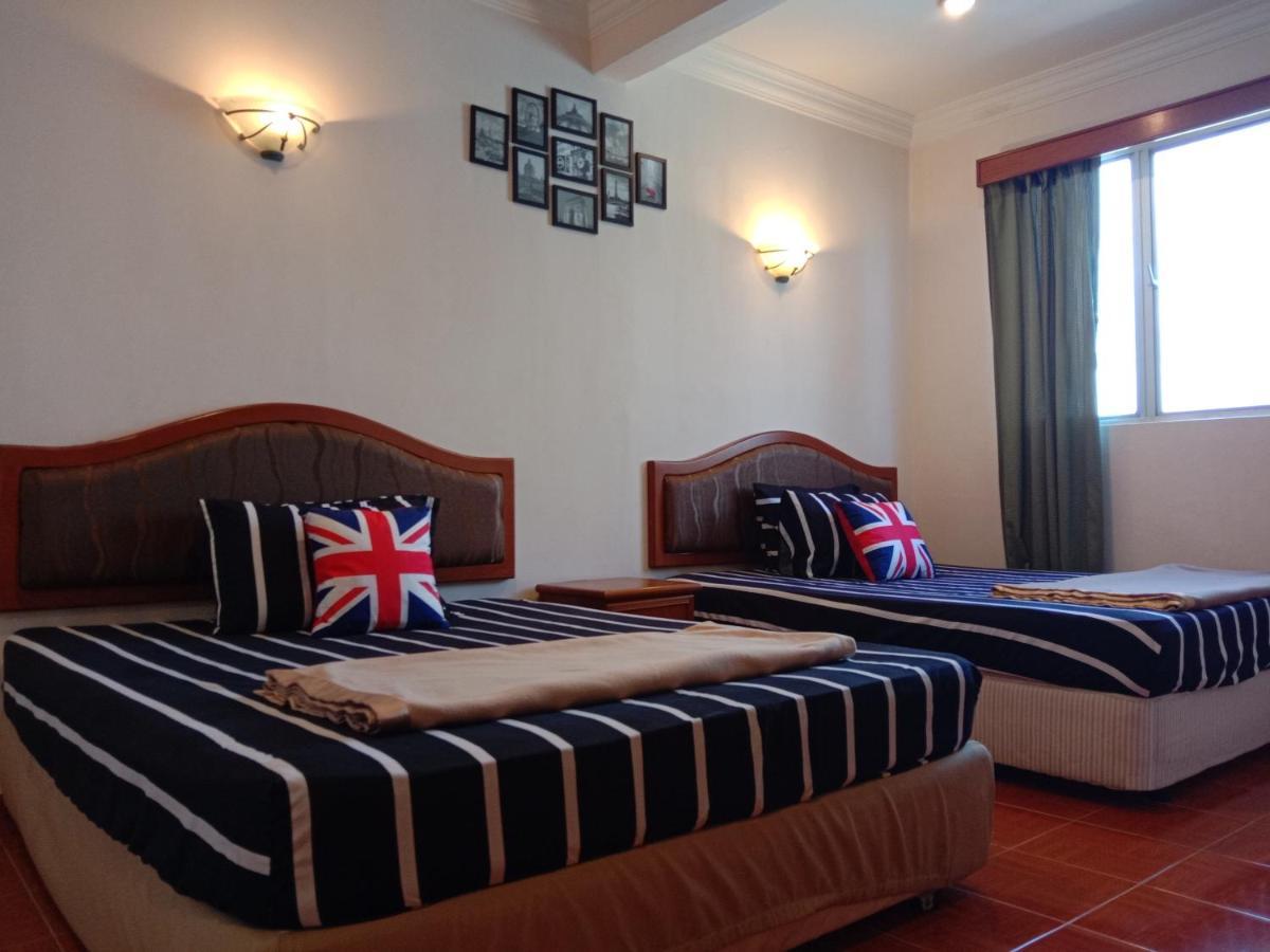Glory Beach Resort Private Penthouse 포트딕슨 외부 사진
